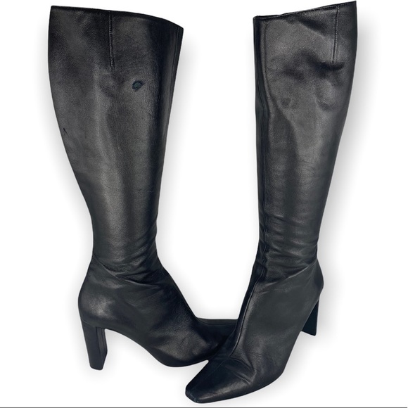 Semelle Cuir Shoes - 💙 3/$20 Semelle Cuir Black Leather Boots